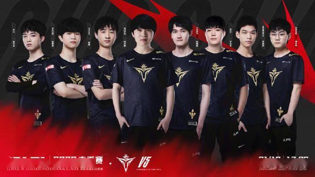 在为夺冠铺 在为夺冠铺