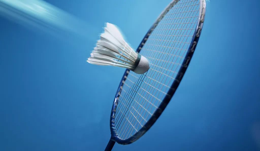 众群体中持 众群体中持